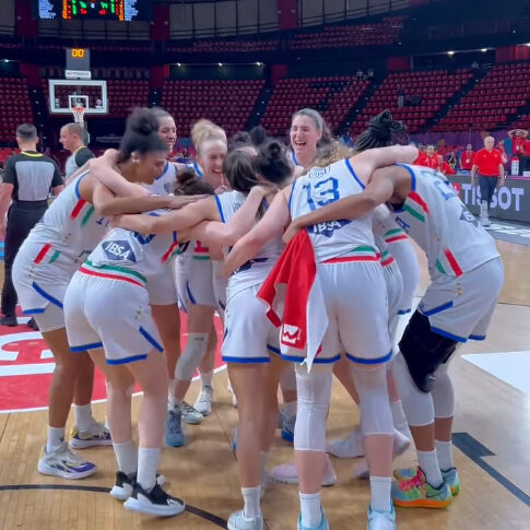 https://assets.gds.it/2025/06/basket-femminile-485x485.jpg