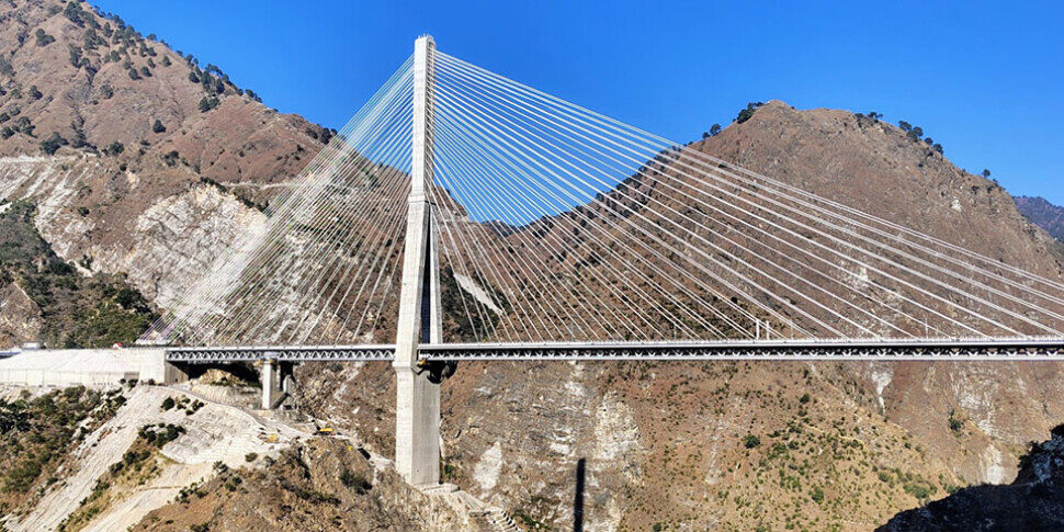 https://assets.gds.it/2025/06/ponte-ferroviario-italferr-india-970x485.jpg