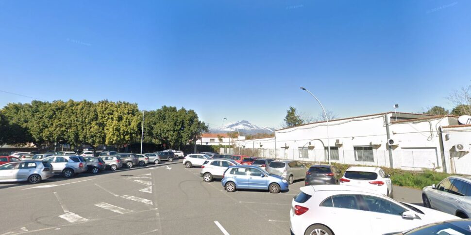 https://assets.gds.it/2025/06/santagata-li-battiati-970x485.jpg