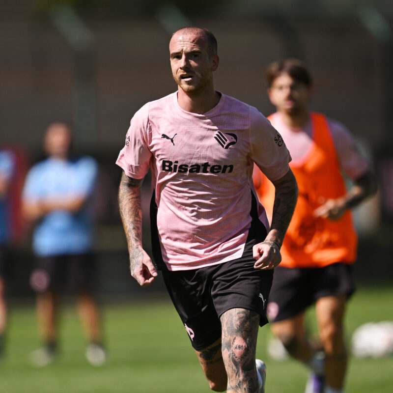 Chatillon (Aosta) 24/07/2025, Pre-season Training Camp, Antonio Palumbo durante il suo primo allenamento da giocatore del Palermo(Foto Tullio Puglia)
