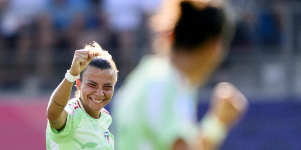 https://assets.gds.it/2025/07/Arianna-Caruso-970x485.jpg