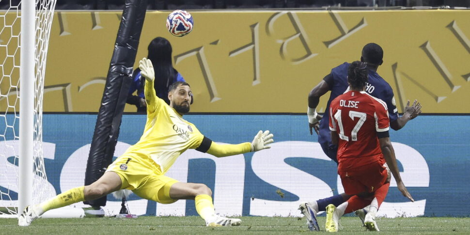 https://assets.gds.it/2025/07/FIFA-Club-World-Cup-2025-quarter-final-PSG-vs-Bayern-Munich_86172331-970x485.jpg