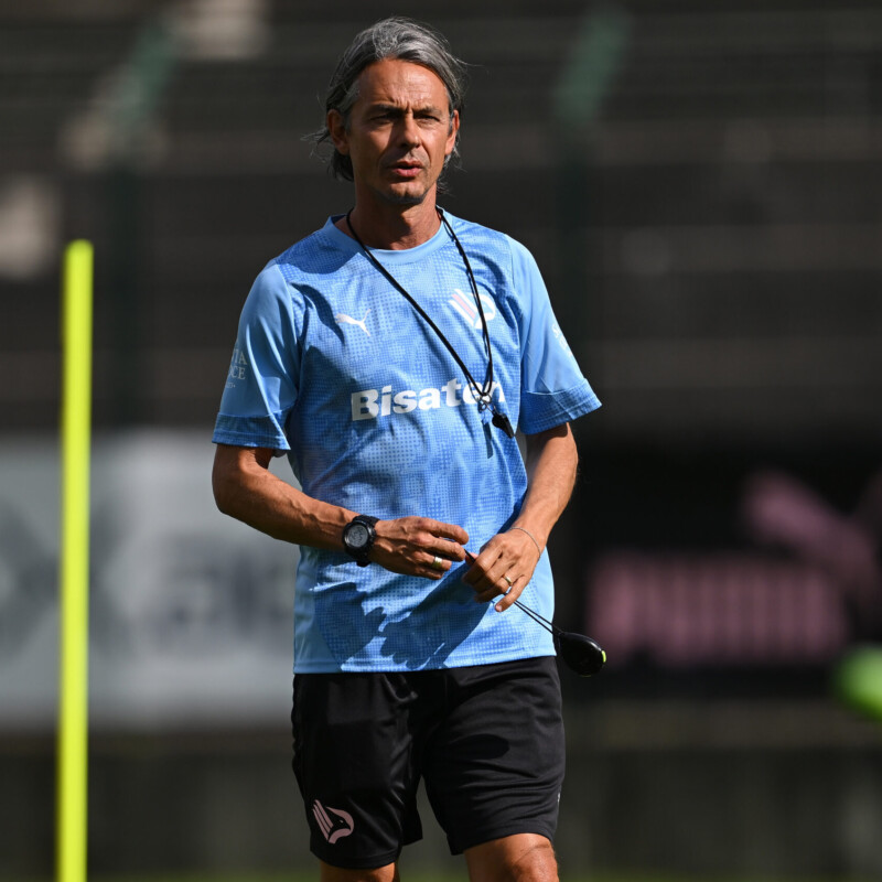 Pippo Inzaghi in campo a Chatillon (Foto Tullio Puglia)