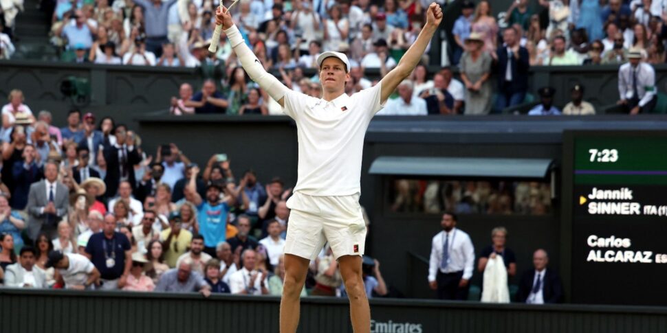 https://assets.gds.it/2025/07/Sinner-vittoria-a-Wimbledon-970x485.jpeg