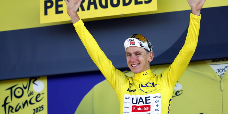 https://assets.gds.it/2025/07/Tour-de-France-2025-Stage-13_86406119-970x485.jpg