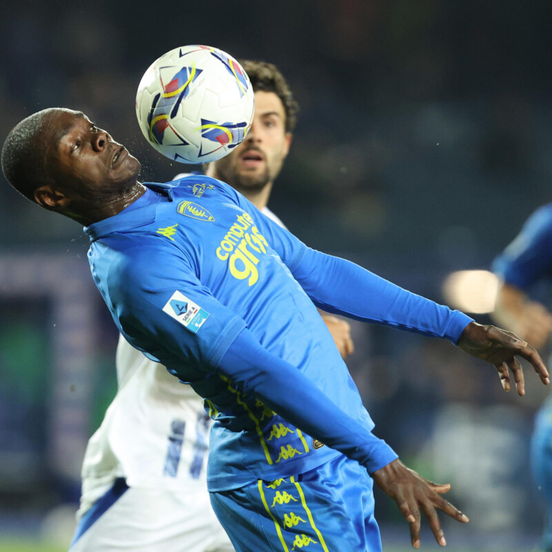 Empoli's forward Ammanuel Gyasi in action during the Italian serie A soccer match Empoli FC vs Como 1907 at Carlo Castellani Stadium in Empoli, Italy, 4 November 2024ANSA/CLAUDIO GIOVANNINI