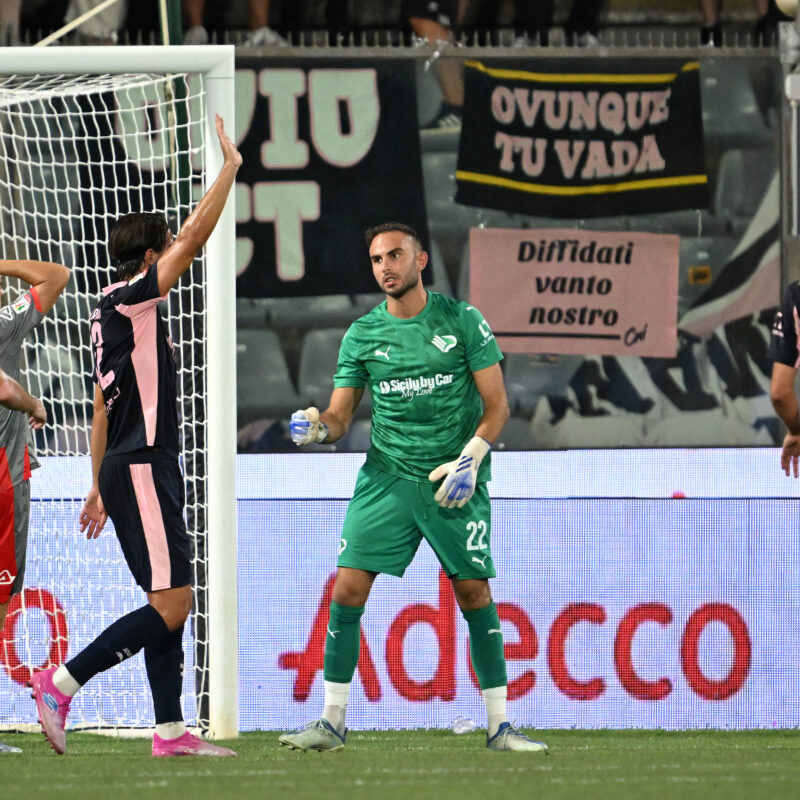 Cremona 16/08/2024: Francesco Bardi of Palermo FC durante la partita di Coppa Italia Frecciarossa 2025-2026 Cremonese vs Palermo allo Stadio Giovanni Zini di Cremona(Foto Tullio Puglia)