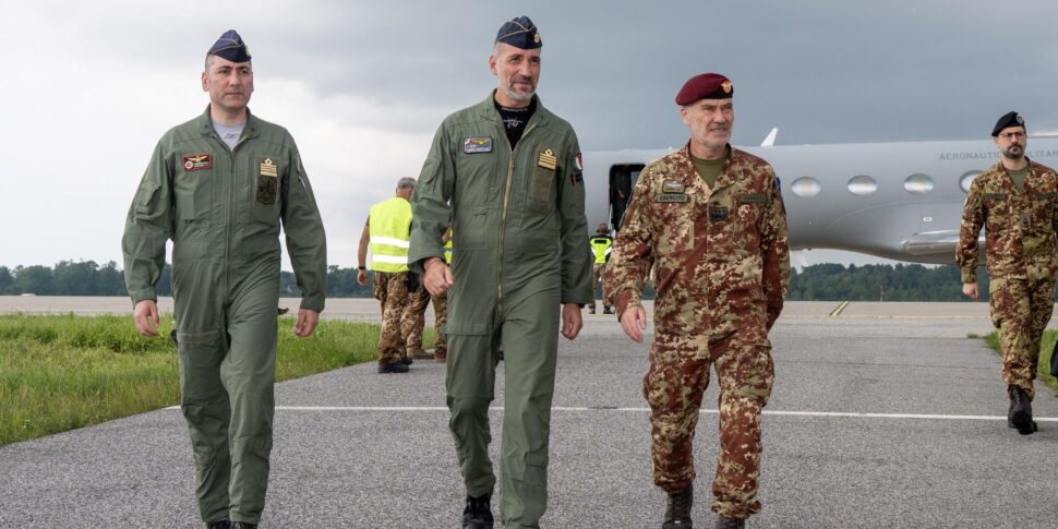 https://assets.gds.it/2025/08/Italia-al-comando-della-missione-NATO-Baltic-Air-Policing_86668366-970x485.jpg