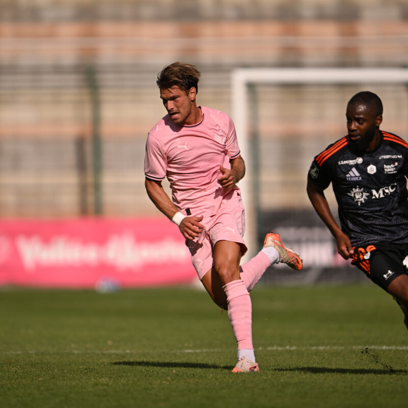 Chatillon (Aosta) 30/07/2025, durante la partita amichevole Palermo FC vs FC Annecy durante il pre-season Training Camp.(Foto Tullio Puglia)