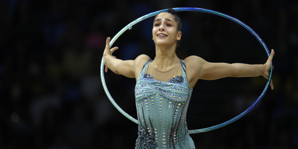 https://assets.gds.it/2025/08/World-Rhythmic-Gymnastics-Championships-in-Rio-de-Janeiro_87005511-970x485.jpg