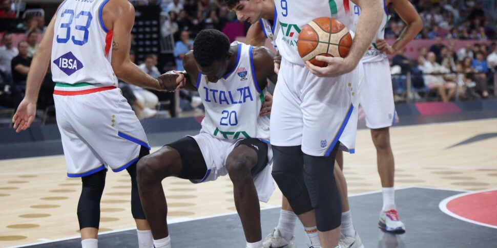https://assets.gds.it/2025/09/Basket-Italia-Spagna-970x485.jpeg