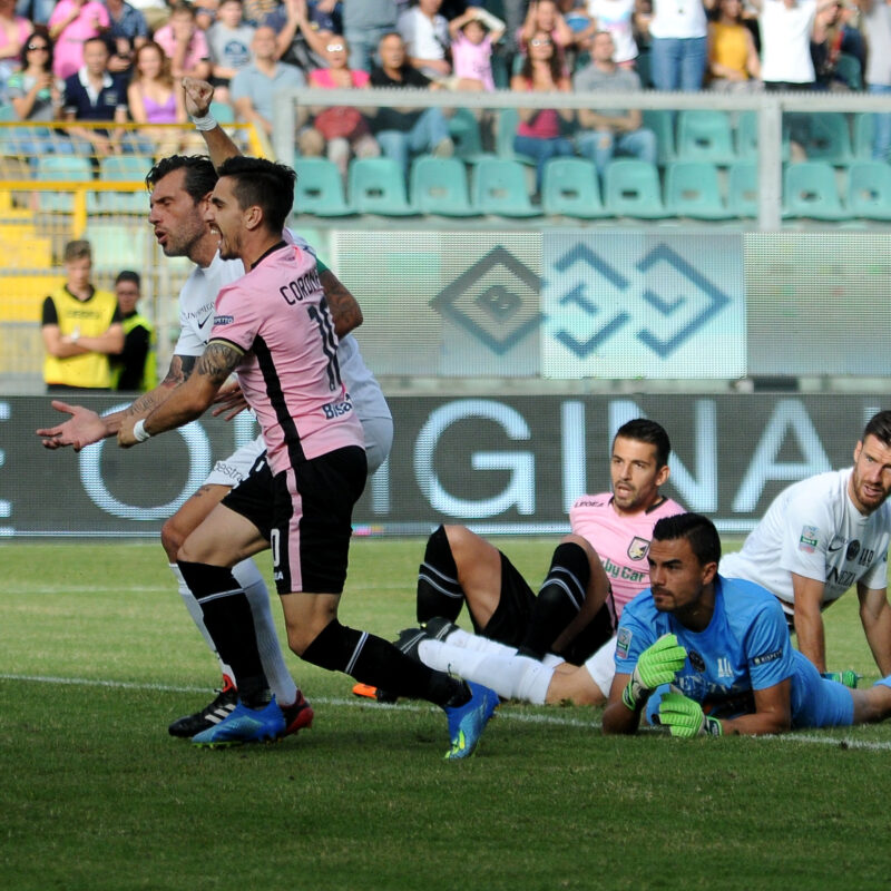 PALERMO.CAMPIONATO CALCIO SERIE B,SEMIFINALE PLAYOFF PALERMO VENEZIA.NELLA FOTO GOAL DI CORONADO Ph.Alessandro Fucarini.