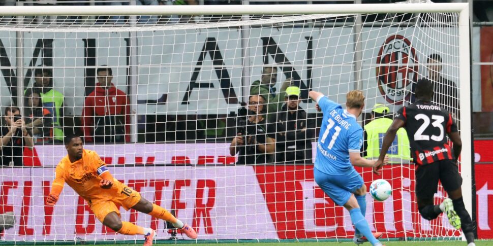 https://assets.gds.it/2025/09/De-Bruyne-Napoli-970x485.jpeg