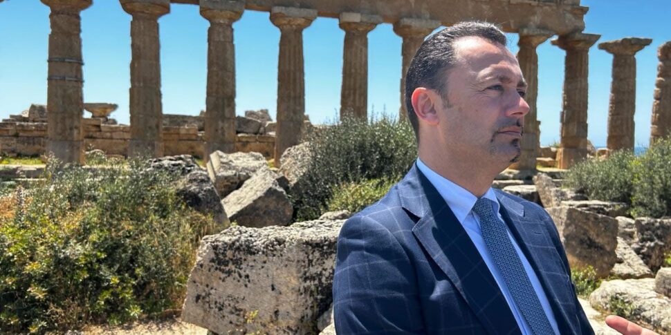 https://assets.gds.it/2025/09/Francesco-Paolo-Scarpinato-970x485.jpeg