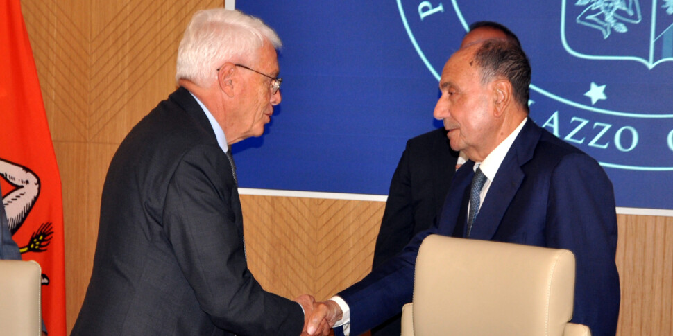 https://assets.gds.it/2025/09/Franco-Stivali-e-Renato-Schifani-scaled-970x485-1758604008.jpg