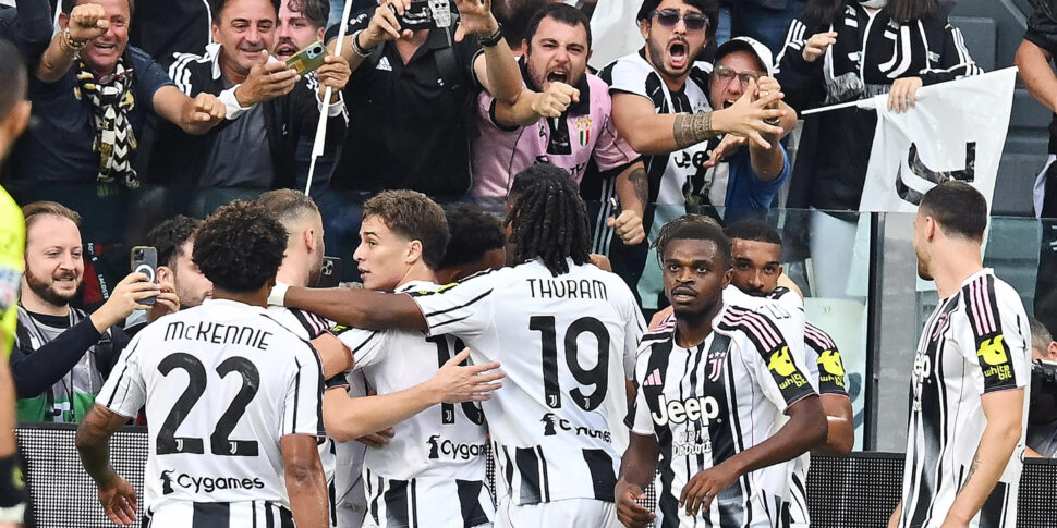 https://assets.gds.it/2025/09/Italian-Serie-A-soccer-match-Juventus-FC-vs-Inter-FC-at-the-Allianz-Stadium-in-Turin-Italy-13-september-2025-ANSAALESSANDRO-DI-MARCO_87436698-970x485.jpg