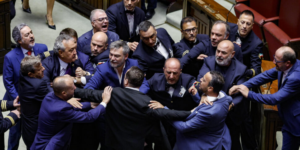 https://assets.gds.it/2025/09/Riforma-giustizia-970x485.jpg