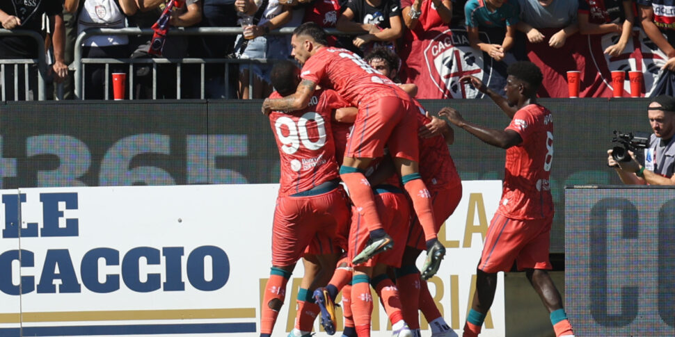 https://assets.gds.it/2025/09/Soccer-serie-ACagliari-vs-Parma_87430313-970x485.jpg