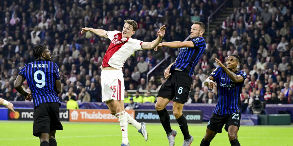 https://assets.gds.it/2025/09/UEFA-Champions-League-Ajax-vs-Internazionale_87532031-970x485.jpg
