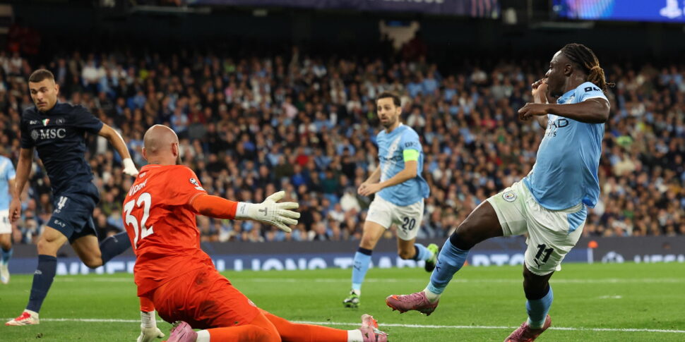 https://assets.gds.it/2025/09/UEFA-Champions-League-Manchester-City-vs-SSC-Napoli_87556277-970x485.jpg