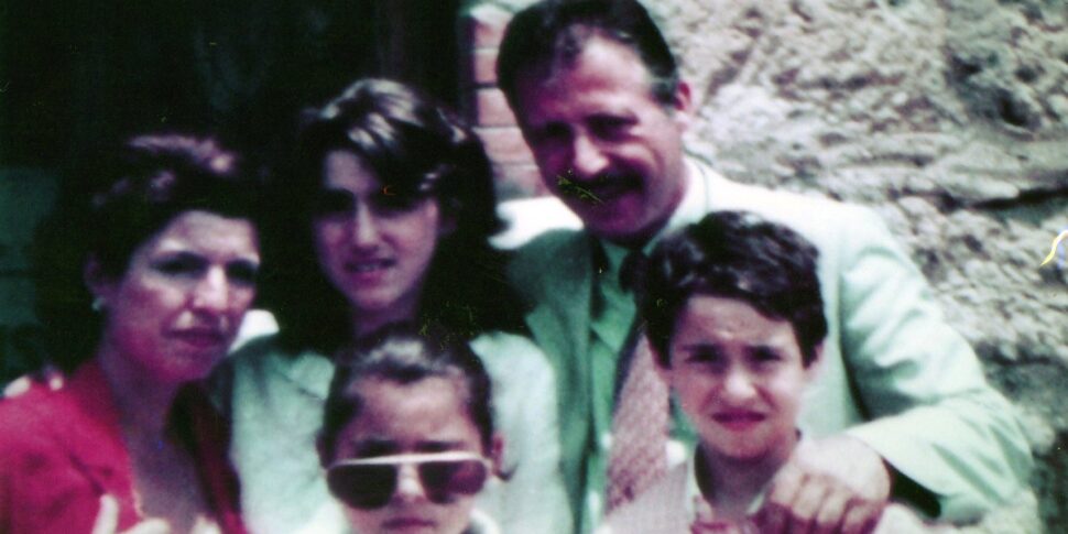https://assets.gds.it/2025/09/cresima-Lucia-anni-80_64612639-e1758637421659-970x485.jpg