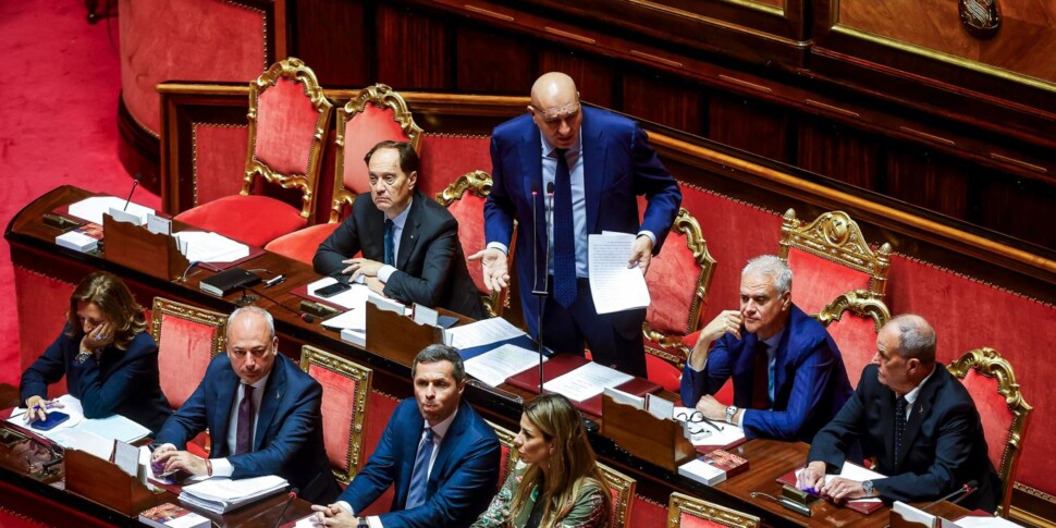 https://assets.gds.it/2025/09/governo-970x485-1758792940.jpg