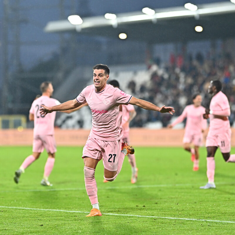 La Spezia 04/10/2025: durante la partita di Serie B Spezia vs Palermo allo Stadio Alberto Picco della Spezia(Foto Tullio Puglia)