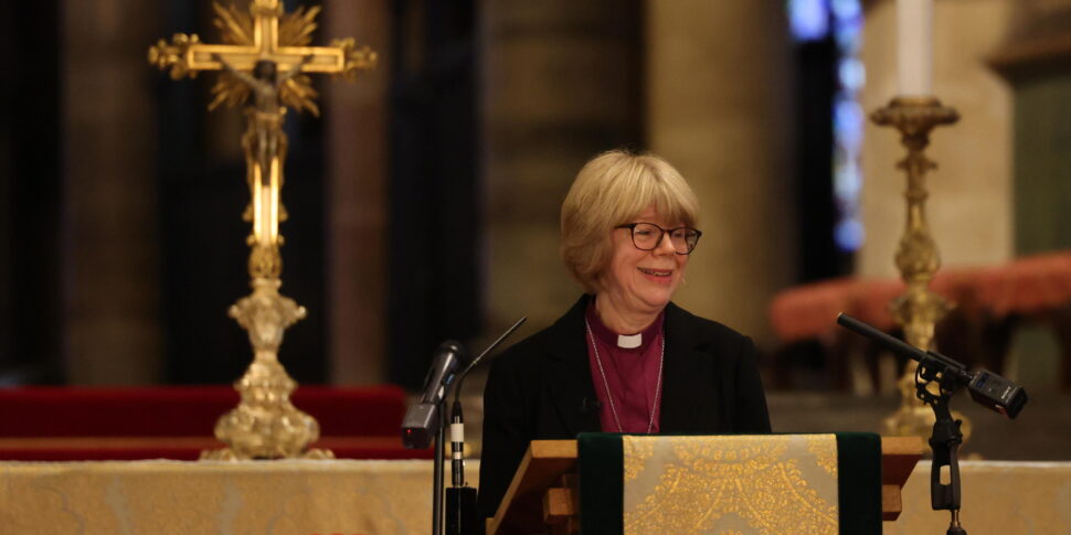 https://assets.gds.it/2025/10/Church-of-England-announces-106th-Archbishop-of-Canterbury_87895952-970x485.jpg
