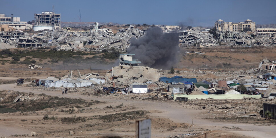 https://assets.gds.it/2025/10/Gaza-1-scaled-970x485-1759568660.jpg