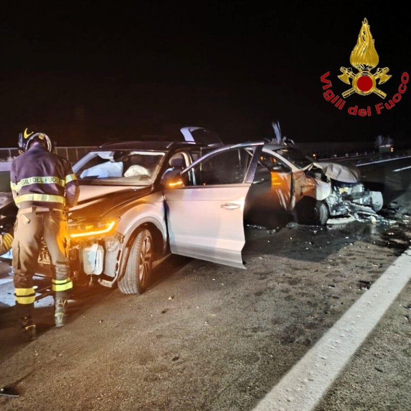 Incidente nella notte tra Termini Imerese e Trabia: cinque persone sono ...