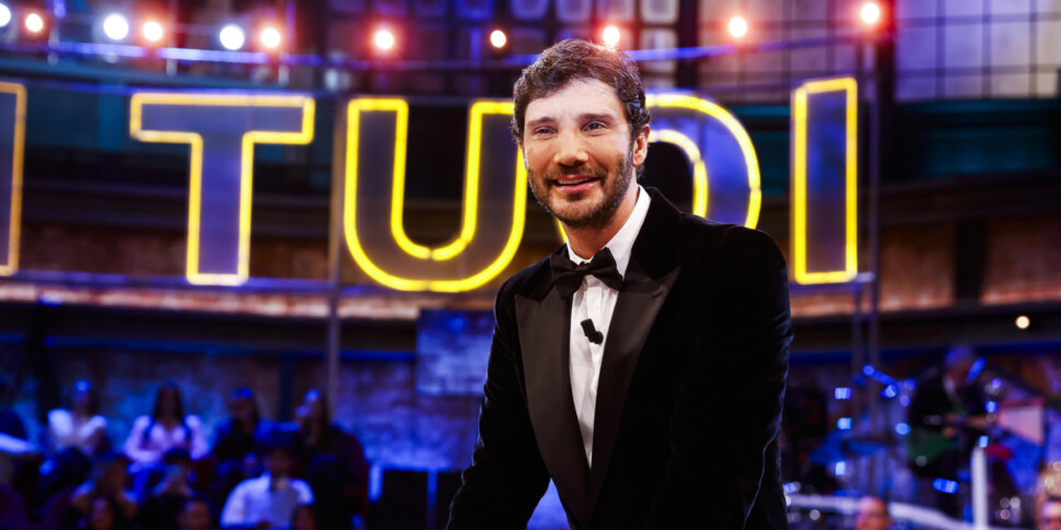 https://assets.gds.it/2026/01/Rai-programma-tv-Affari-Tuoi-speciale-Lotteria-Italia_89761604-scaled-970x485-1767766639.jpg
