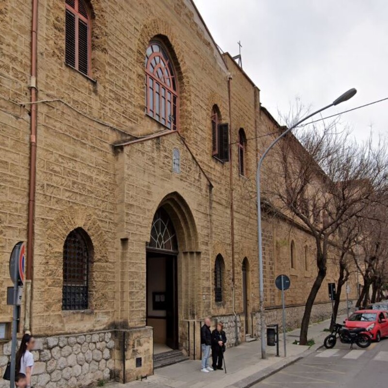 Palermo, l'oratorio condannato a risarcire i condomini: la parrocchia lancia una sottoscrizione