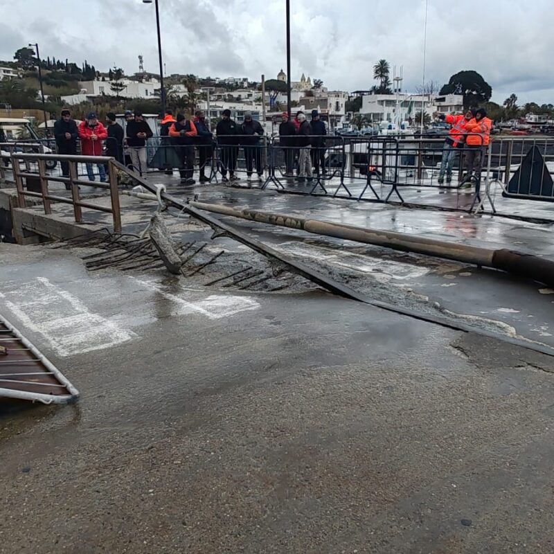 Maltempo, luned&igrave; partono i lavori al porto di Stromboli