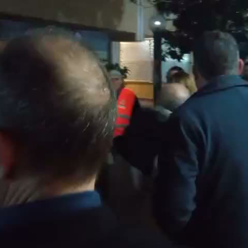 Il presidio allo Zen della societ&agrave; civile contro le occupazioni abusive