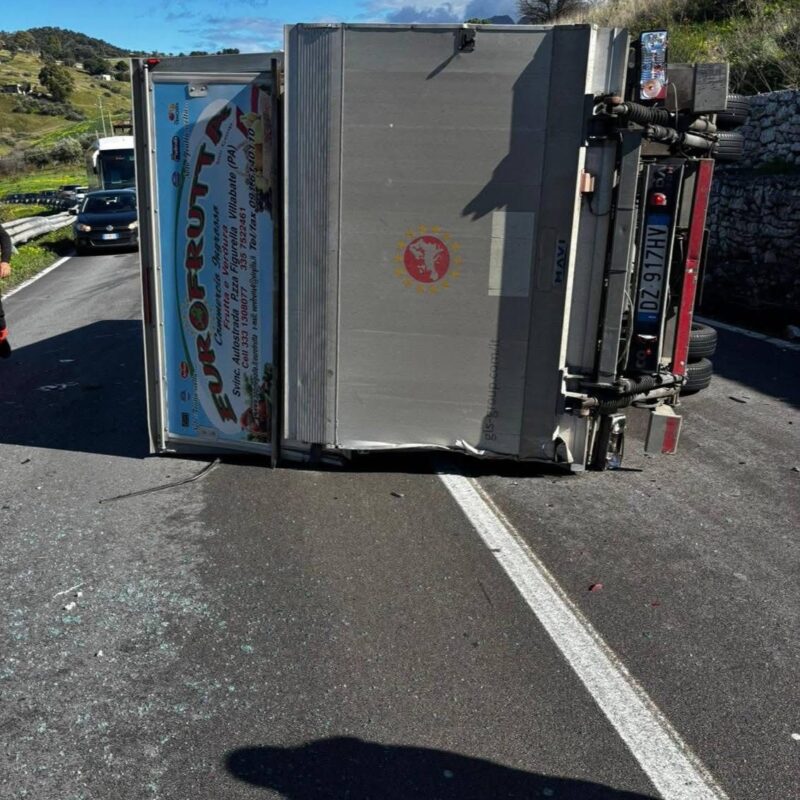 Palermo-Agrigento, nuovo schianto nel tratto dove morirono tre persone