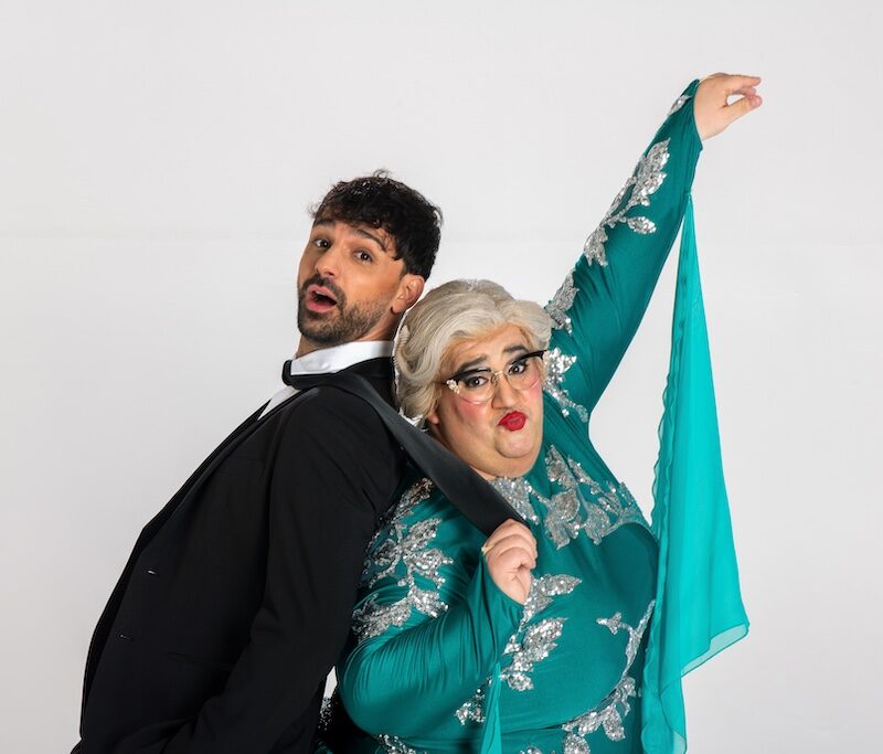 L&rsquo;esordio di Todaro, tra danza e ironia