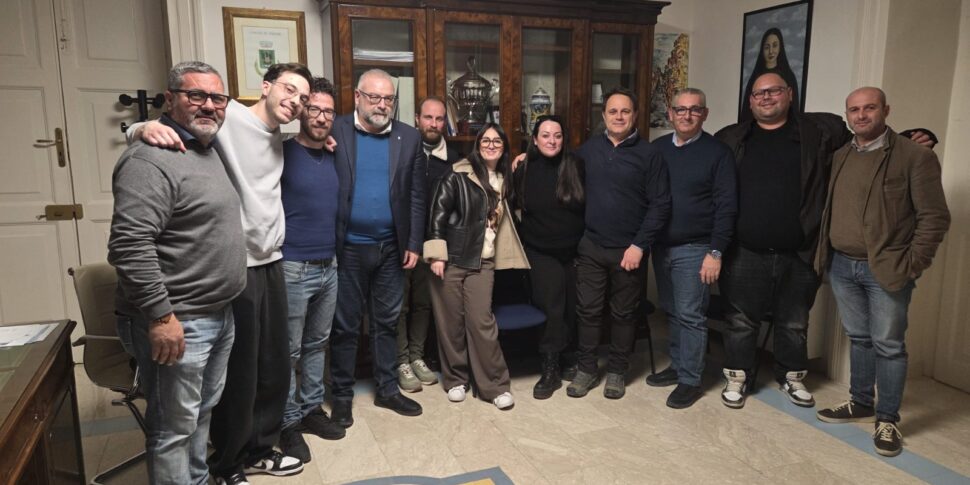 Niscemi, commercianti in allarme dopo la frana: la citt&agrave; rischia di morire senza interventi strutturali