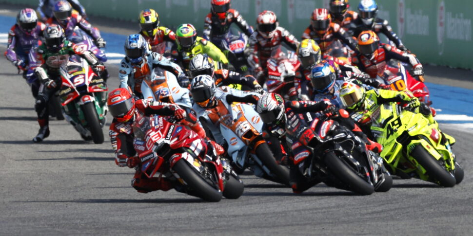 https://assets.gds.it/2026/03/Motorcycling-Grand-Prix-of-Thailand-Sprint-Race_90987988-970x485.jpg