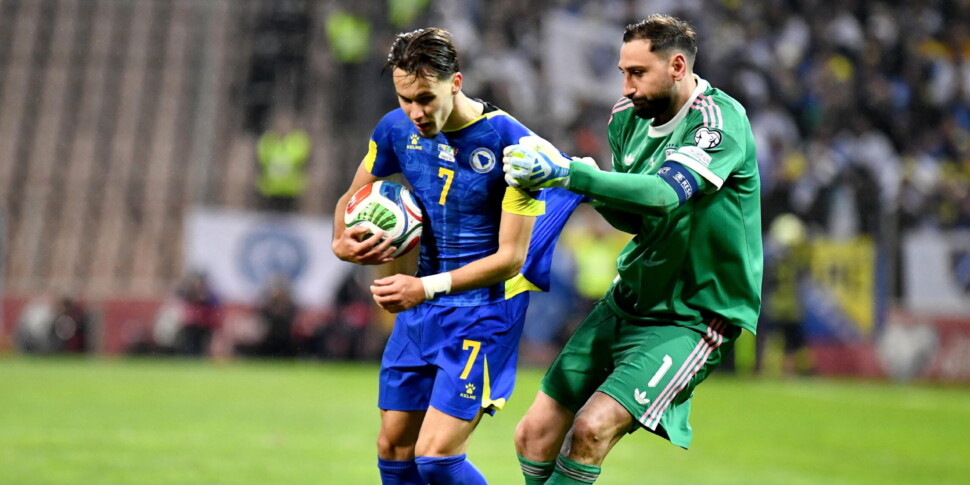 https://assets.gds.it/2026/04/FIFA-World-Cup-2026-European-playoffs-Bosnia-and-Herzegovina-vs-Italy_91669071-scaled-970x485-1775484384.jpg