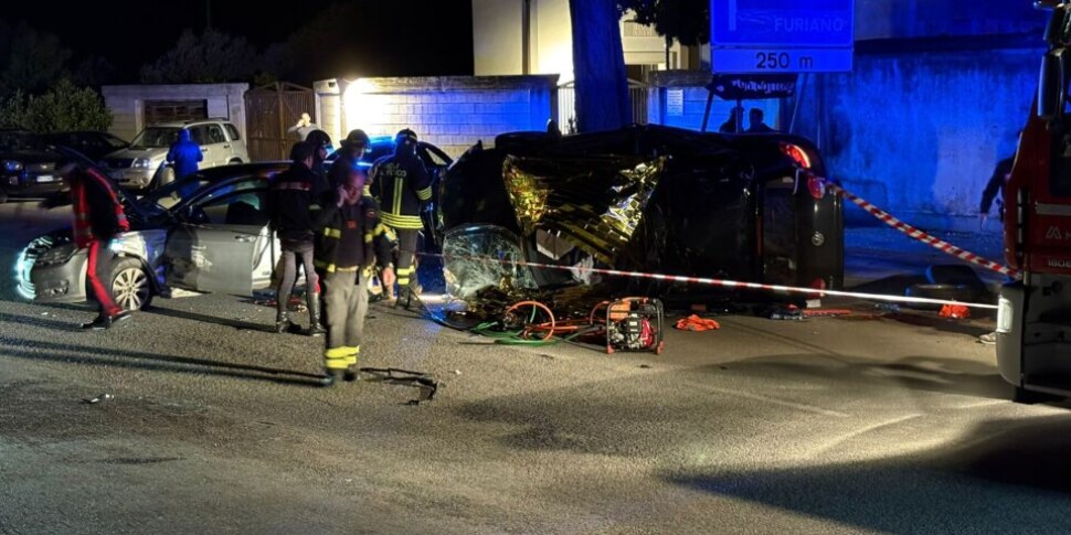 Scontro fatale tra due auto ad Acquedolci: due morti e due feriti ...