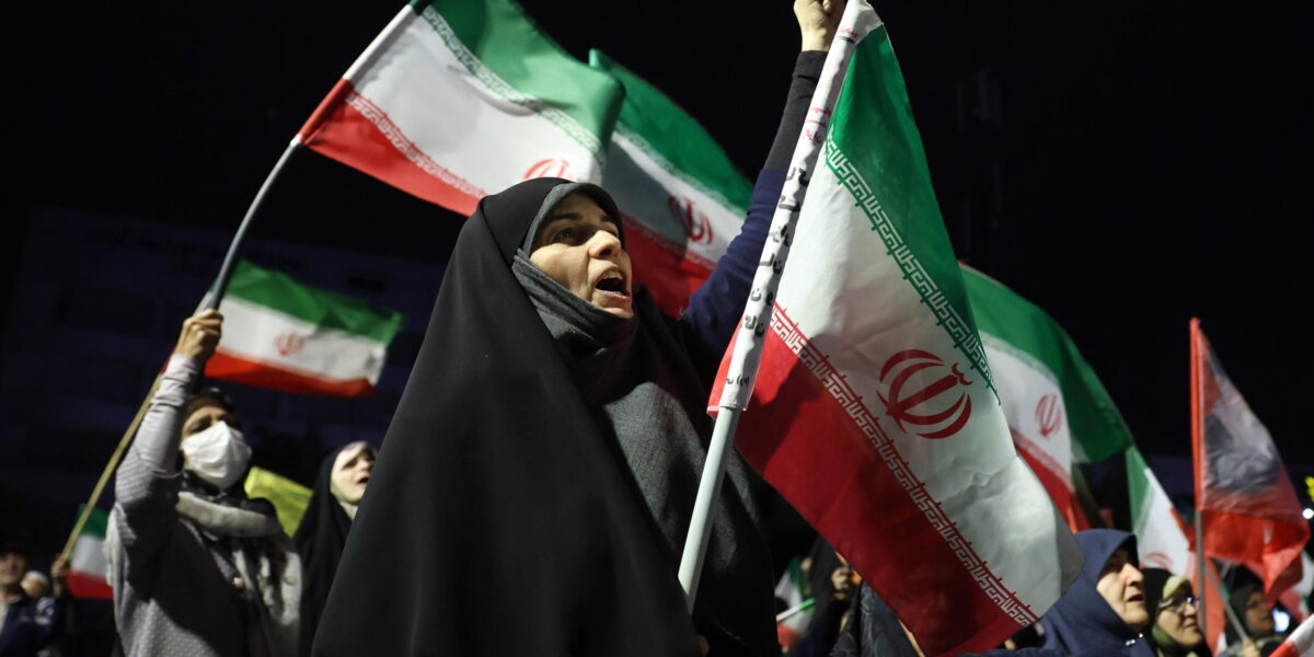 https://assets.gds.it/2026/05/Pro-government-rally-in-Tehran_92850002-1200x600.jpg