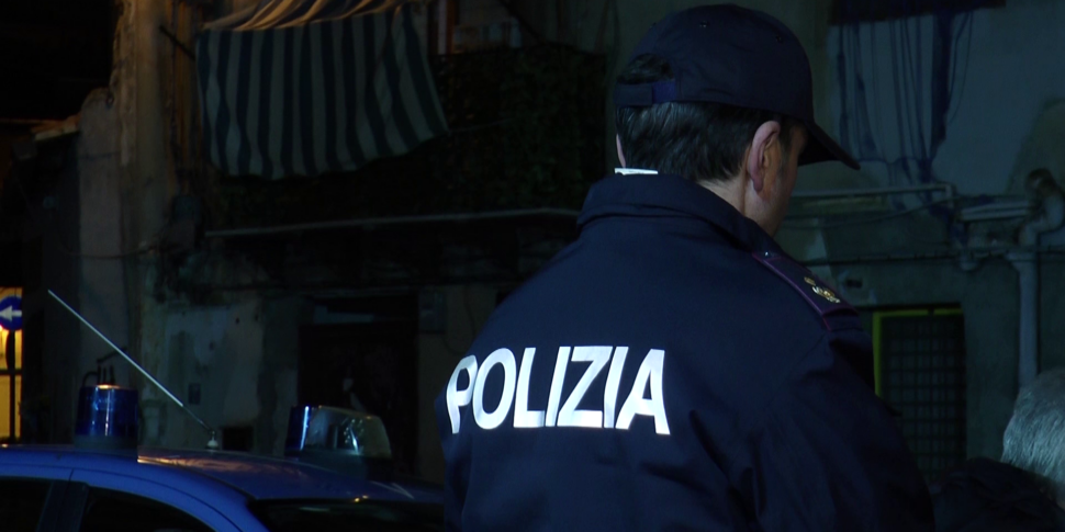 https://assets.gds.it/2026/05/polizia-970x485.png