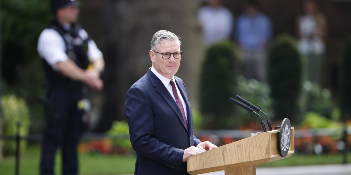 https://assets.gds.it/2026/06/Keir-Starmer-resigns-as-British-Prime-Minister_93295134-1200x600.jpg