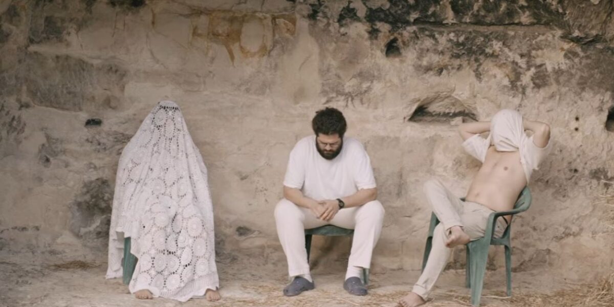 https://assets.gds.it/2026/06/claudio-covato-videoclip-chiddu-ca-resta-1200x600.jpg