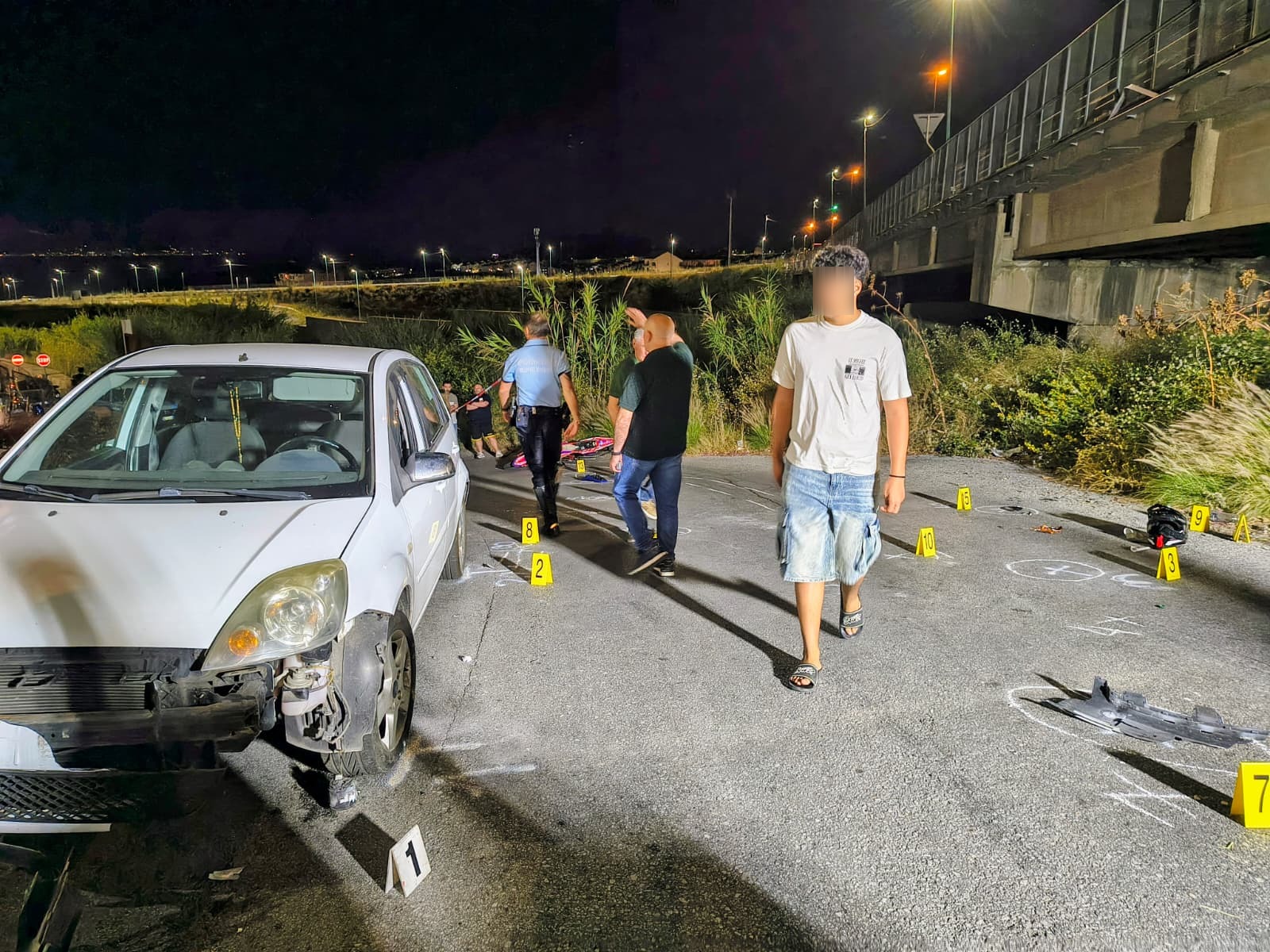 Messina, tragico scontro tra auto e moto a San Filippo: morto un ...