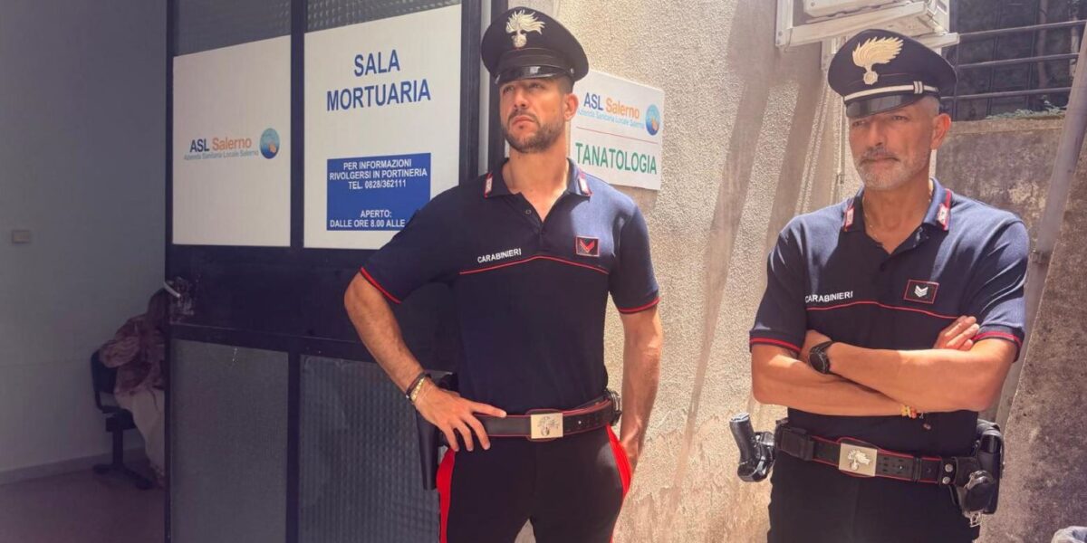 https://assets.gds.it/2026/07/Carabinieri-hanno-indagato-sulla-morte-del-giornalista-Esposito-1200x600.jpg