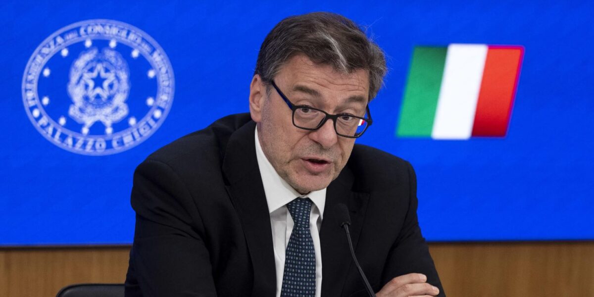 https://assets.gds.it/2026/07/Giorgietti-taglio-gasolio-1200x600.jpg
