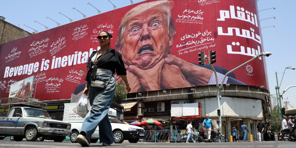 https://assets.gds.it/2026/07/Iran-and-the-US-pause-strikes_93972097-1200x600.jpg