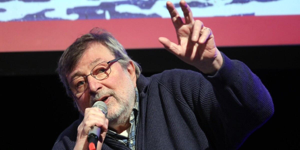 https://assets.gds.it/2026/08/Francesco-Guccini-scaled-1200x600-1786007628.jpg