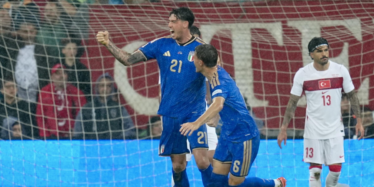 https://assets.gds.it/2026/09/Alessandro-Bastoni-esulta-dopo-il-gol-scaled-1200x600-1790628356.jpg